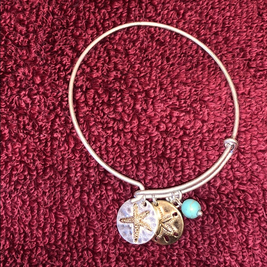 Beachy Bangle